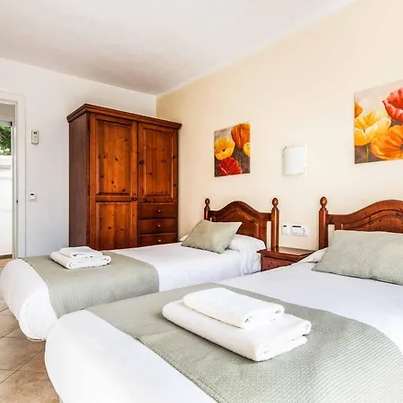 Elena Кала-эн-Бланес